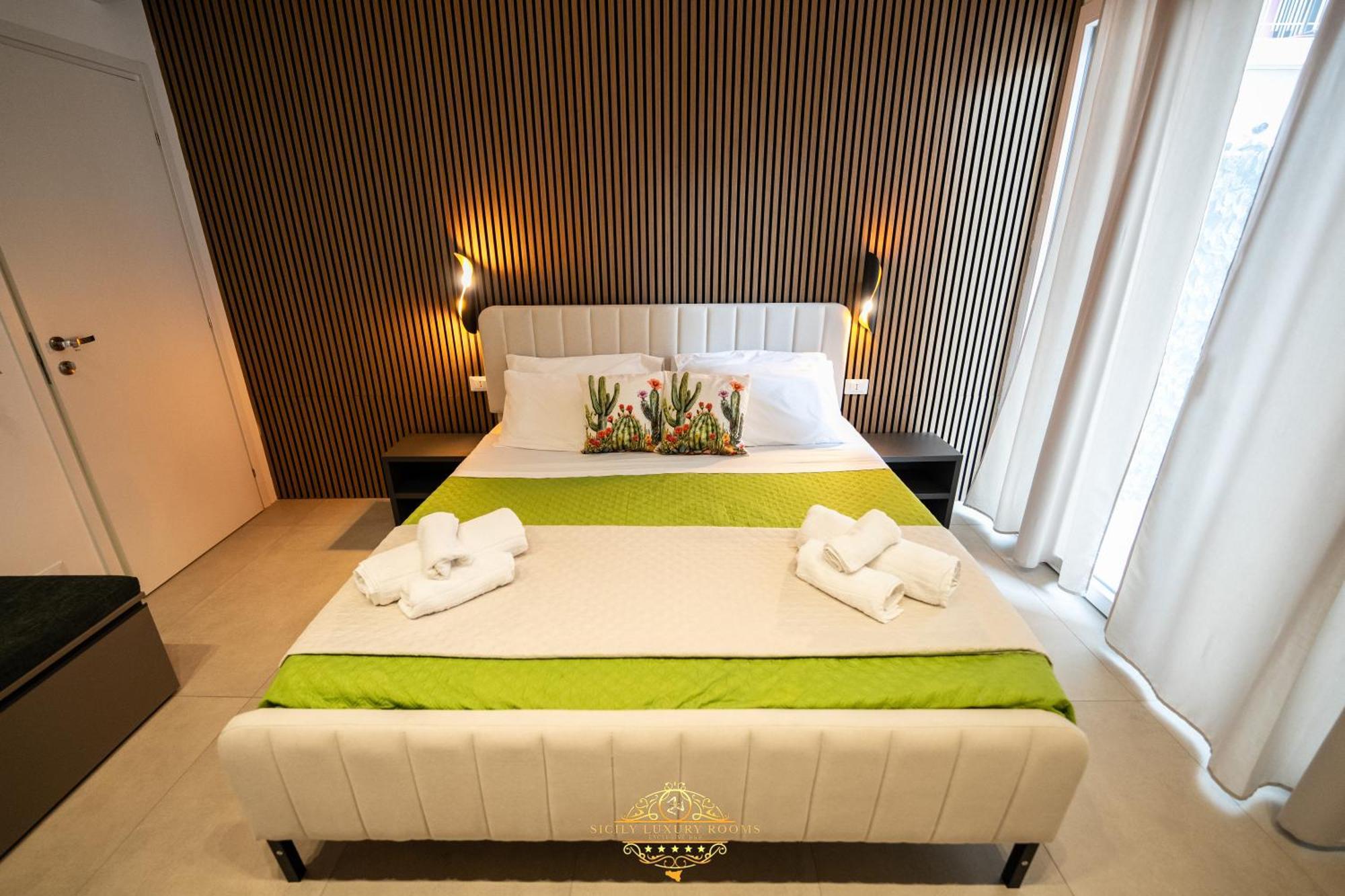 Sicily Luxury Rooms — Photos 3